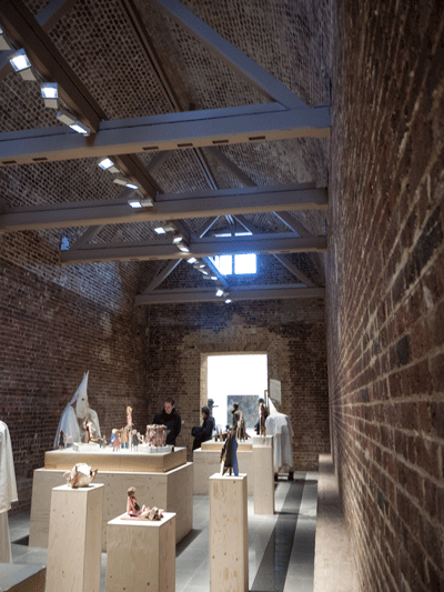 magazine gallery, Zaha Hadid, London